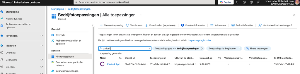 Zoek en open de Claritalk App