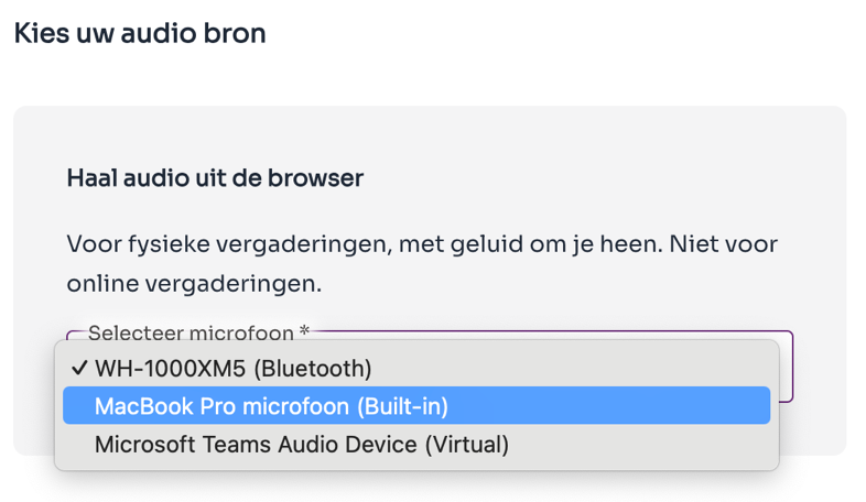 Fysieke meeting met tafelmicrofoon